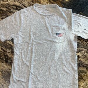 Vineyard Vines Gray Pocket T-Shirt with America emblem